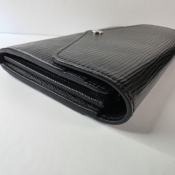 Louis Vuitton Black Epi Leather Sarah Wallet | Entrupy COA - Picture 6 of 13
